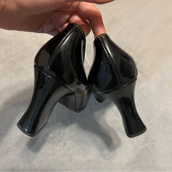 Authentic Vintage Prada heels - Picture 6 of 7